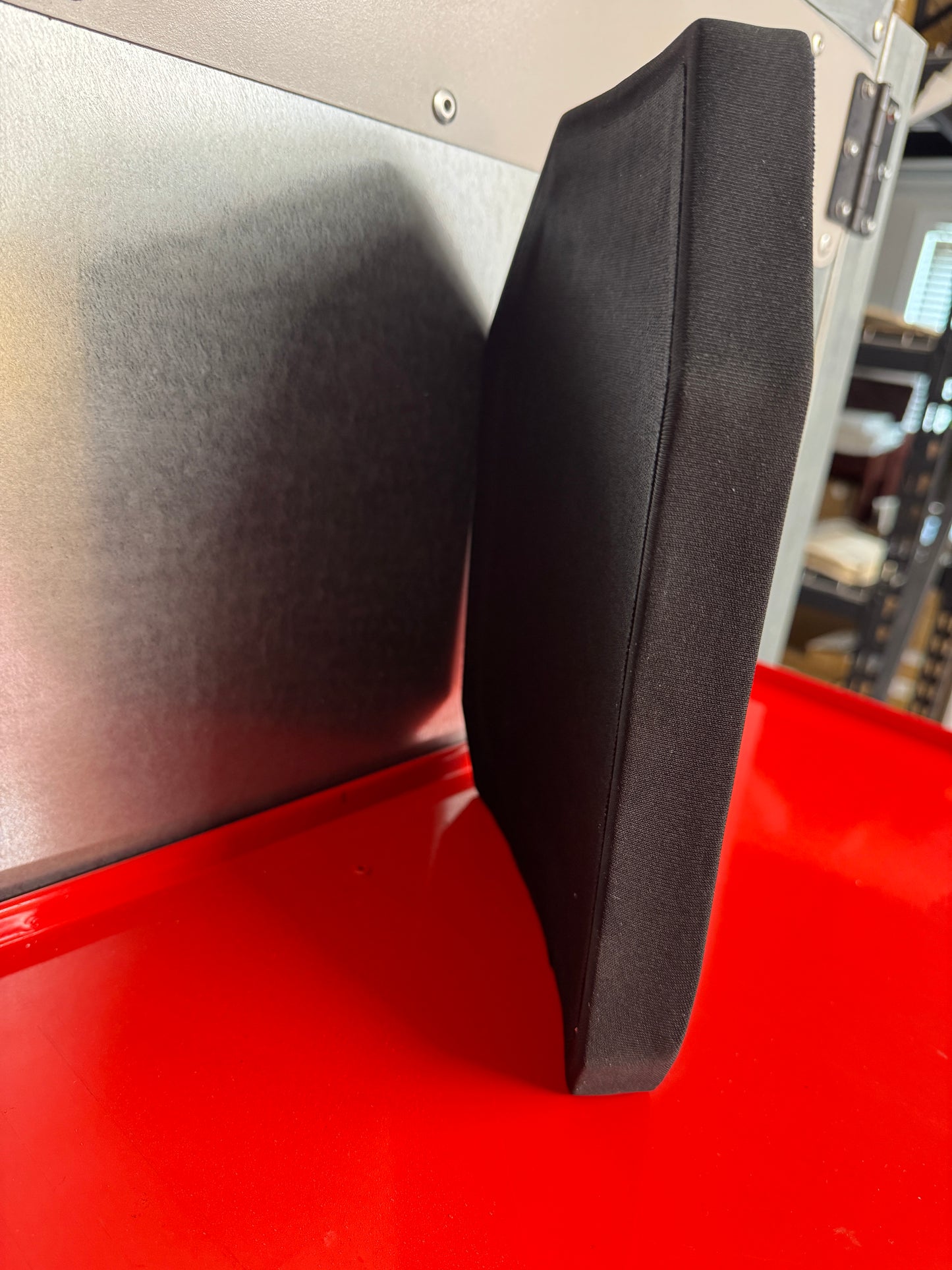 Wear face side of powerful RF3 Level 4 ceramic armor plate